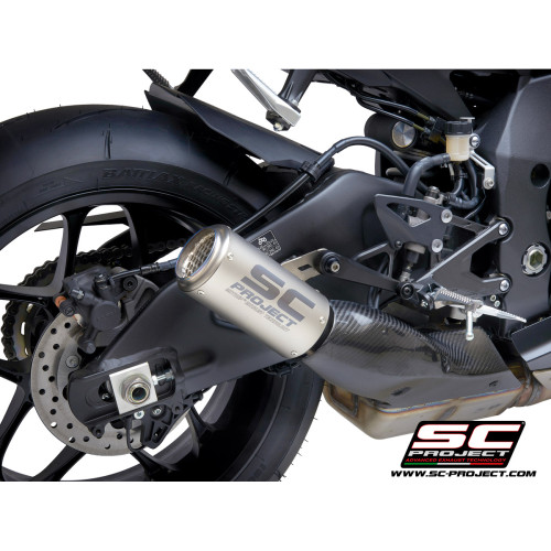 YAMAHA YZF-R1  (2017 - 2023) CR-T TITANIUM MUFFLER. WITH MESH ON EXIT